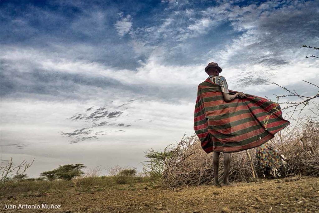 Vestido Turkana Kenia