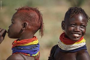 Jóvenes turkana Kenia