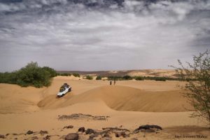 Bajando la duna. Mauritania