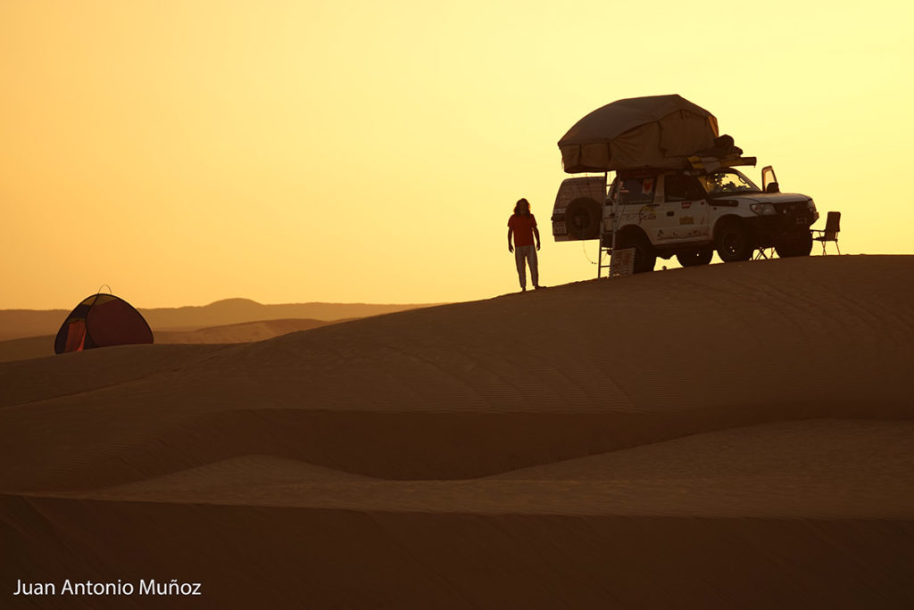 Amanecer en las dunas. Mauritania