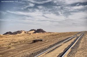 Vía en el desierto. Mauritania