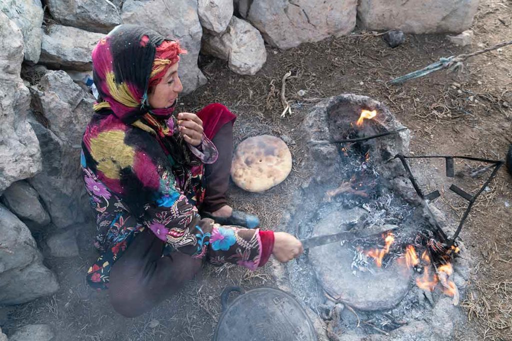 Preparando el pan. Marruecos