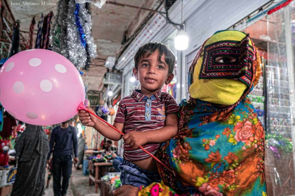 El niño del globo. Minab. Irán