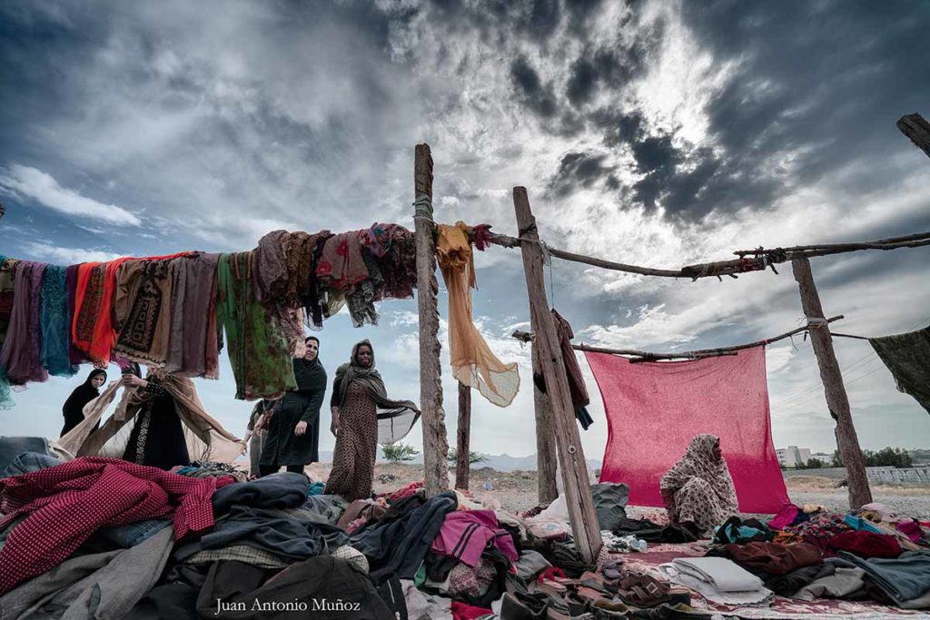 Cielo en mercado de Minab. Iran