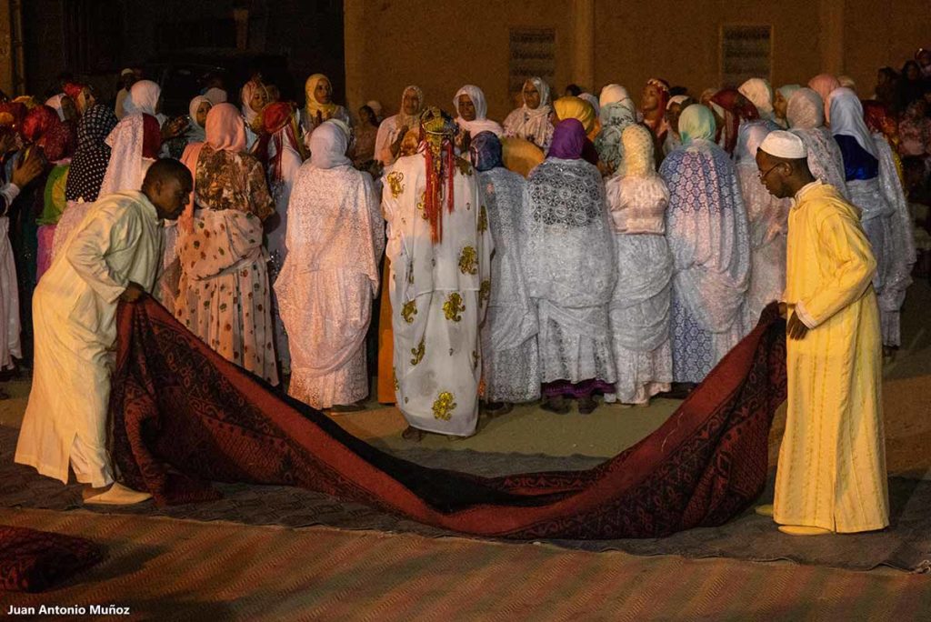 Preparando el baile. Marruecos