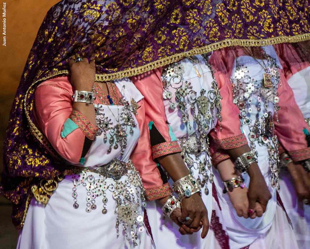 Mujeres en Ahwach. Marruecos