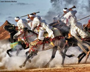 Jinetes disparando. Marruecos